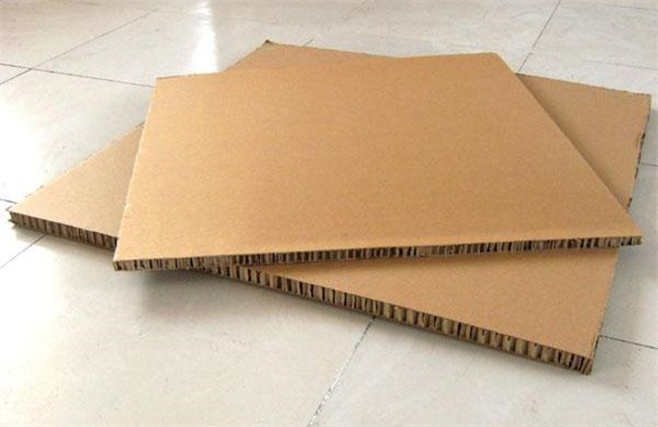 簡析蜂窩紙板生產(chǎn)產(chǎn)線設(shè)備特性